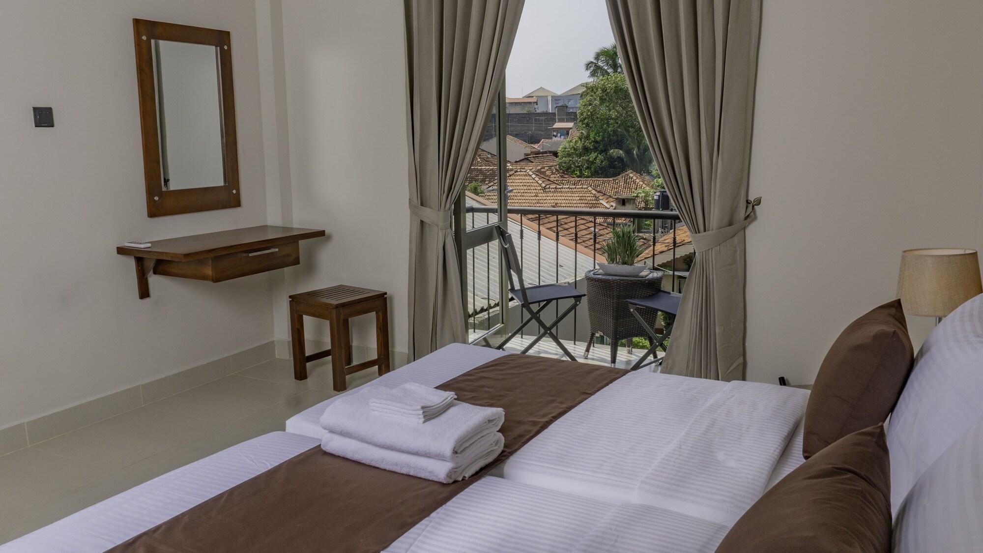 Hive 68 - Hotel And Resorts Negombo Ngoại thất bức ảnh