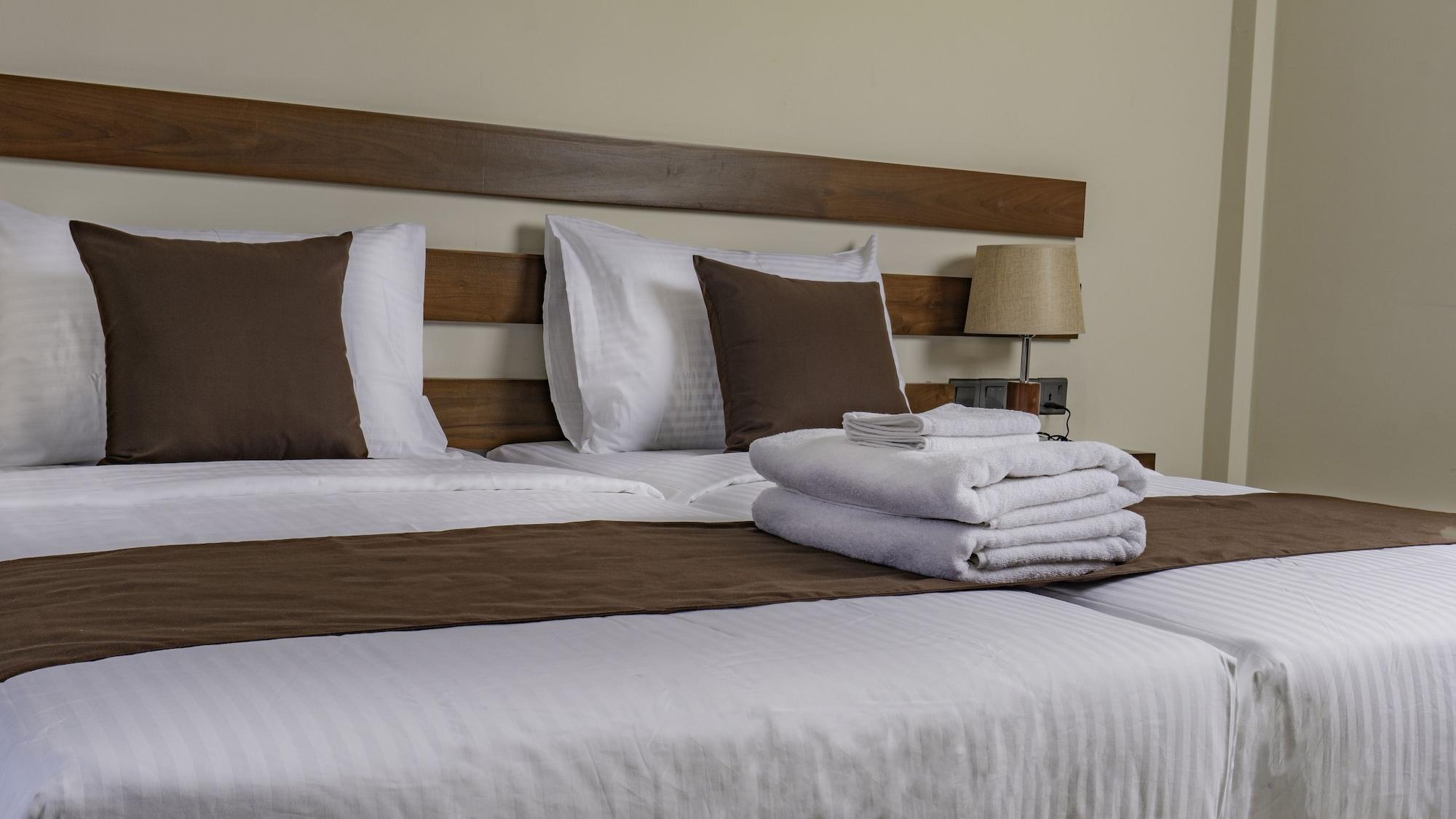 Hive 68 - Hotel And Resorts Negombo Ngoại thất bức ảnh