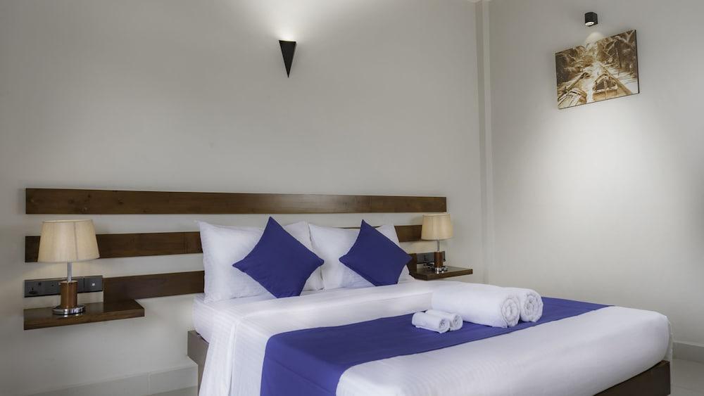 Hive 68 - Hotel And Resorts Negombo Ngoại thất bức ảnh