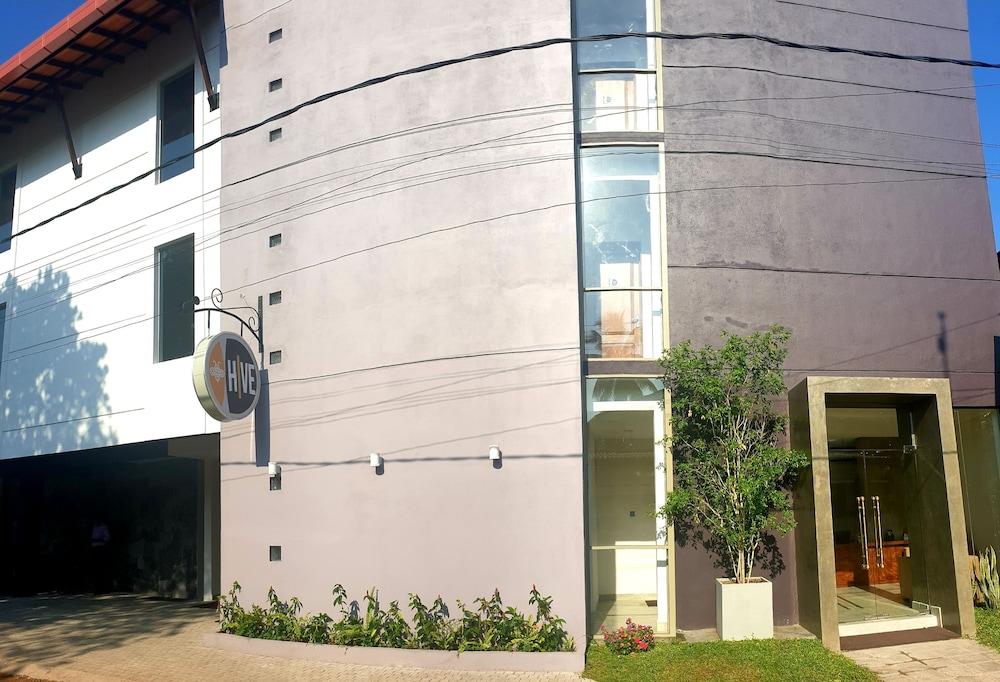 Hive 68 - Hotel And Resorts Negombo Ngoại thất bức ảnh