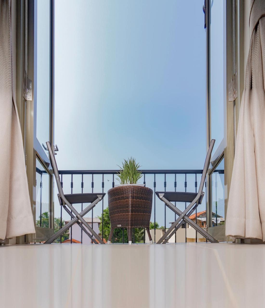 Hive 68 - Hotel And Resorts Negombo Ngoại thất bức ảnh