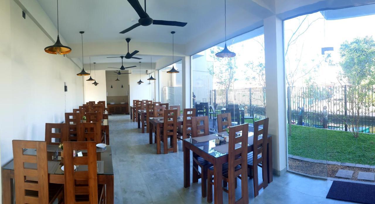 Hive 68 - Hotel And Resorts Negombo Ngoại thất bức ảnh