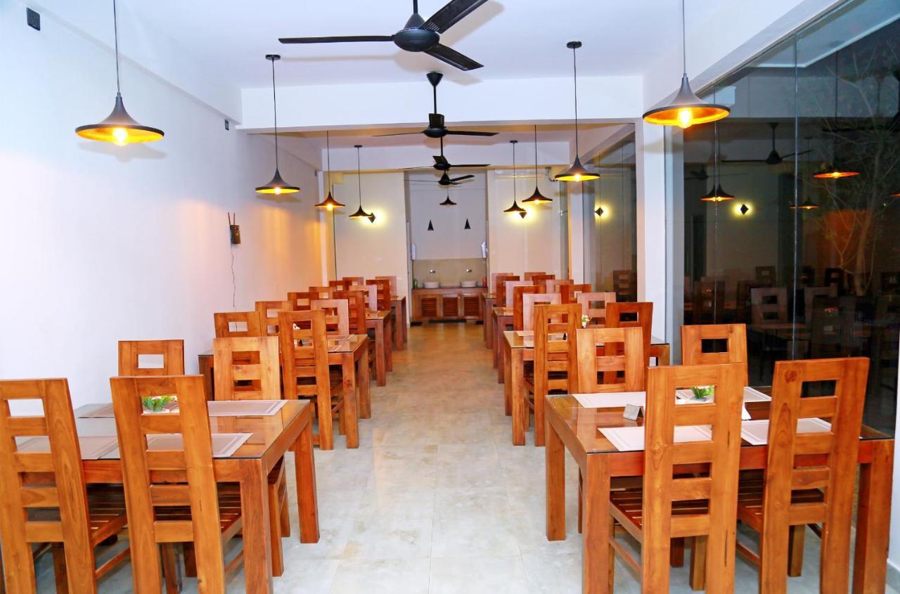 Hive 68 - Hotel And Resorts Negombo Ngoại thất bức ảnh
